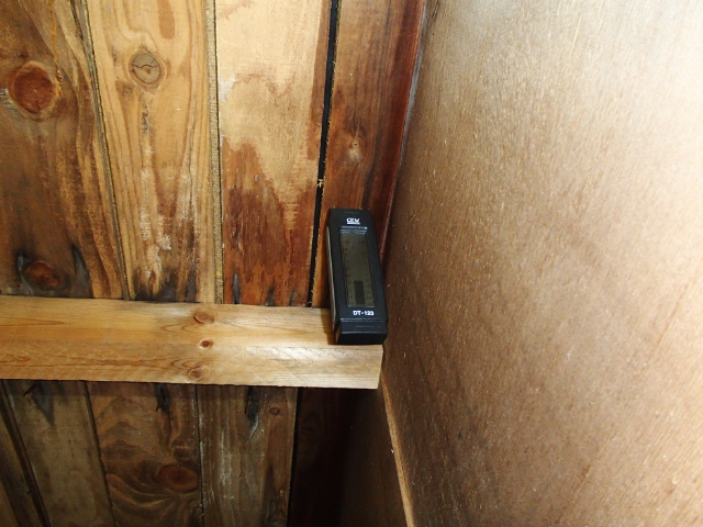 小屋裏の著しい結露